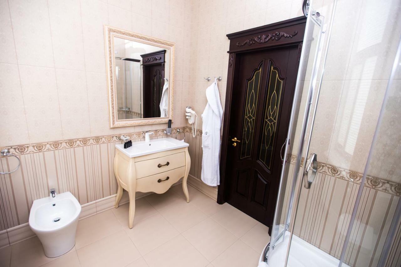 Готель Петрівський Kropyvnytskyi Exterior foto